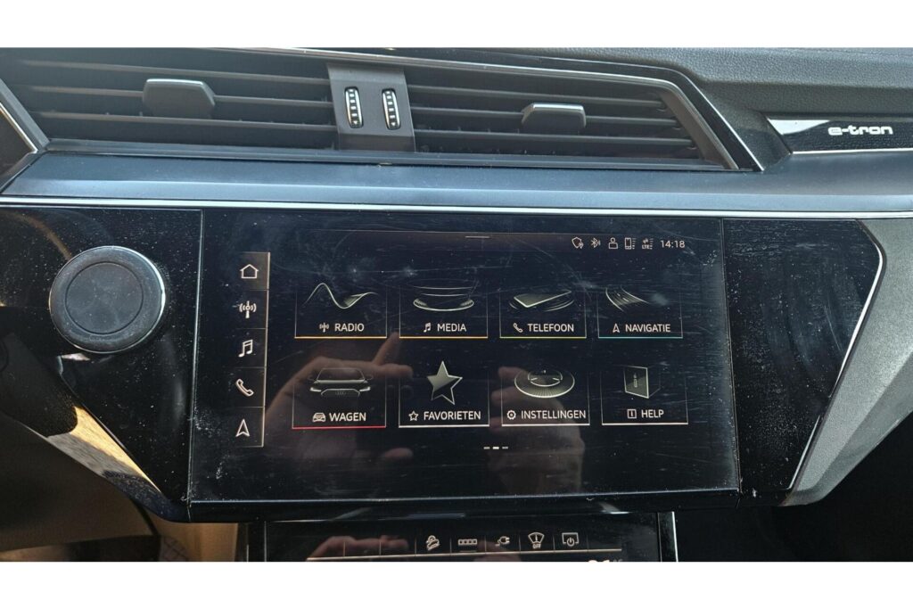 Audi e-tron